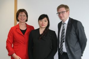 MP Dött, Mrs. Minh Khanh, MP Lengsfeld on May 24, 2016 in Berlin